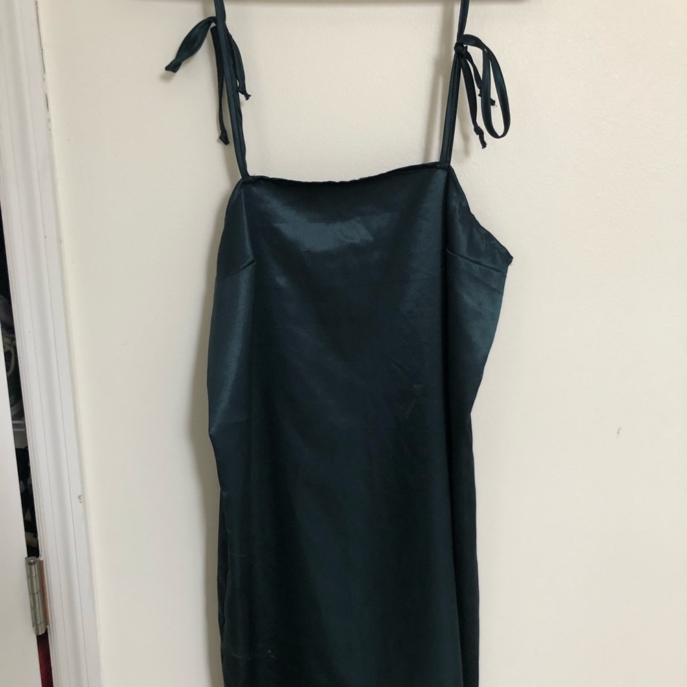 Urban Renewal emerald slip dress, UO 🦋 - Picture 2 of 3